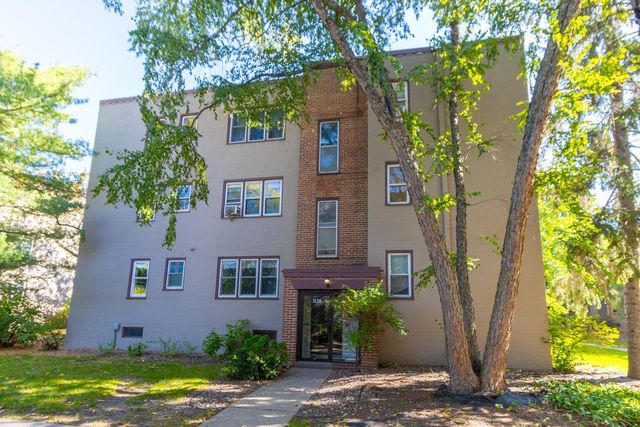 3128 W Bde Maka Ska Boulevard 415, Minneapolis, MN 55416