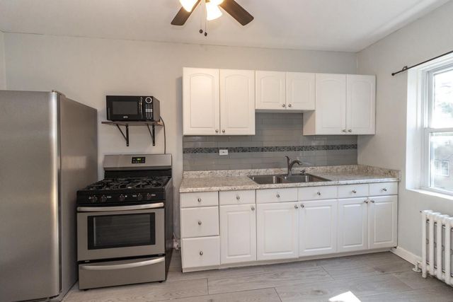 3128 W Bde Maka Ska Boulevard 415, Minneapolis, MN 55416