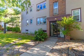 3128 W Bde Maka Ska Boulevard 415, Minneapolis, MN 55416