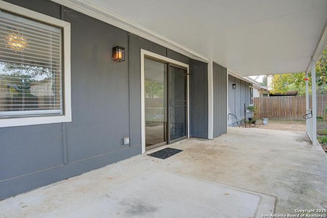 7291 Shadow Ridge, San Antonio, TX 78250