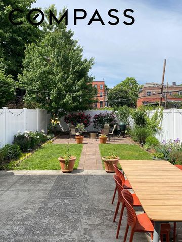 137 Putnam Avenue, New York City, NY 11238