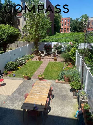 137 Putnam Avenue, New York City, NY 11238