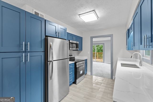 2635 Picardy Circle S B, College Park, GA 30349