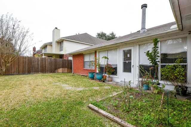 1230 Mountain Lake Drive, Missouri City, TX 77459