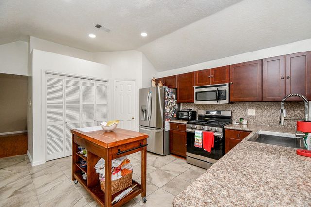 1230 Mountain Lake Drive, Missouri City, TX 77459