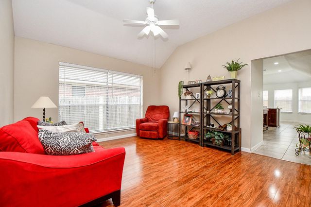 1230 Mountain Lake Drive, Missouri City, TX 77459