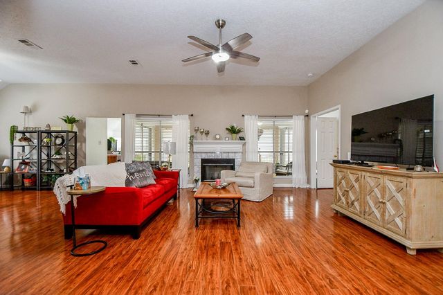 1230 Mountain Lake Drive, Missouri City, TX 77459