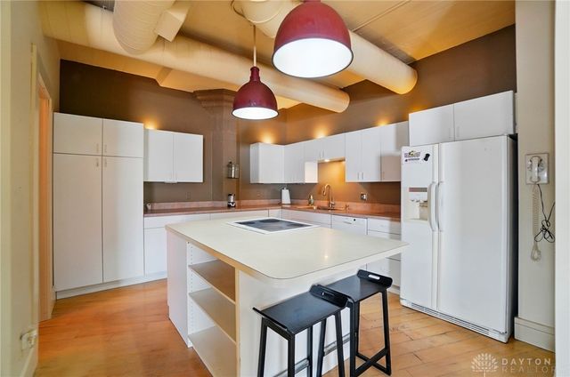 18 S Saint Clair Street 203, Dayton, OH 45402