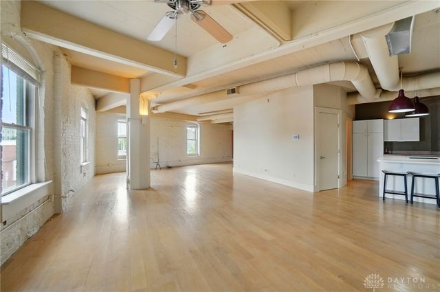 18 S Saint Clair Street 203, Dayton, OH 45402
