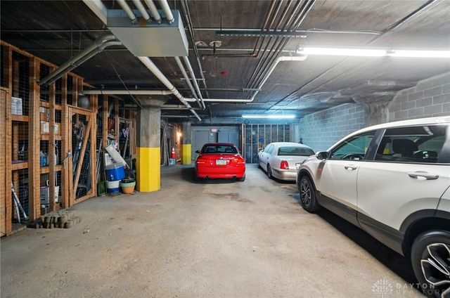 18 S Saint Clair Street 203, Dayton, OH 45402