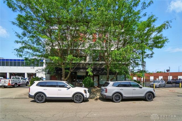 18 S Saint Clair Street 203, Dayton, OH 45402