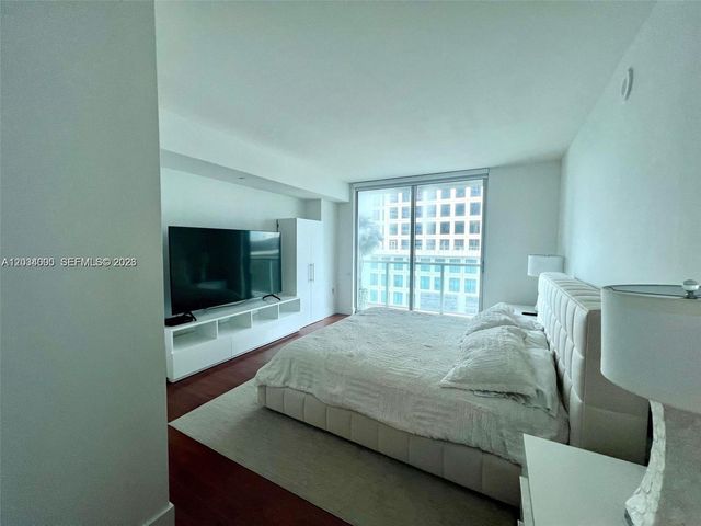 500 Brickell Avenue 1410, Miami, FL 33131