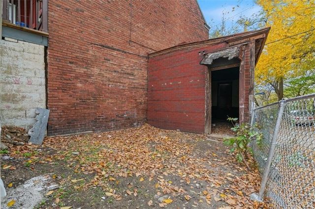 1150 Goettman Street, Troy Hill, PA 15212