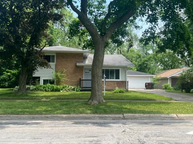 175 Westwood Drive, Park Forest, IL 60466