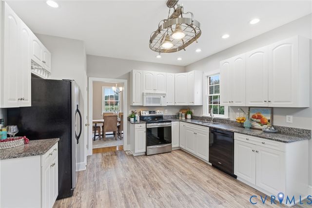 2004 Cold Cheer Dr, Tappahannock, VA 22560