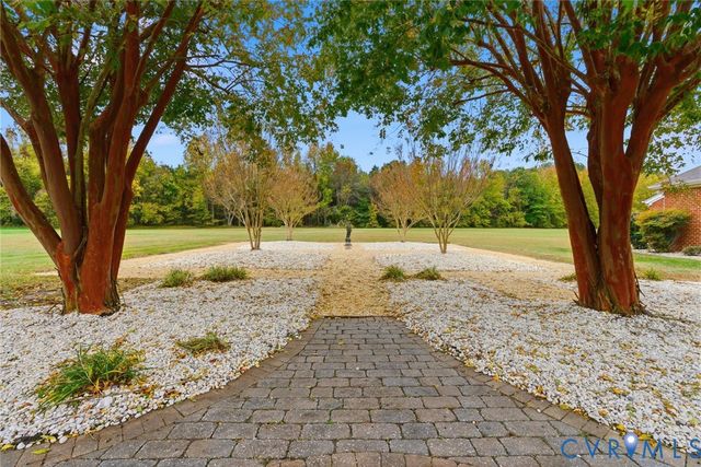 2004 Cold Cheer Dr, Tappahannock, VA 22560