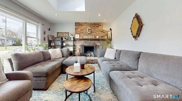 40 Dale Drive, Milford, CT 06461