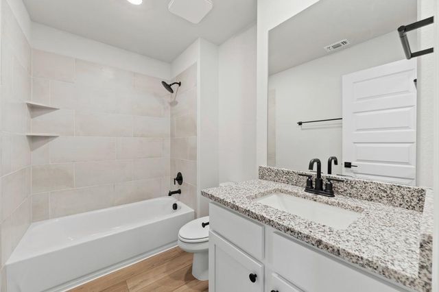 9509 Demure DR 4, Manor, TX 78653