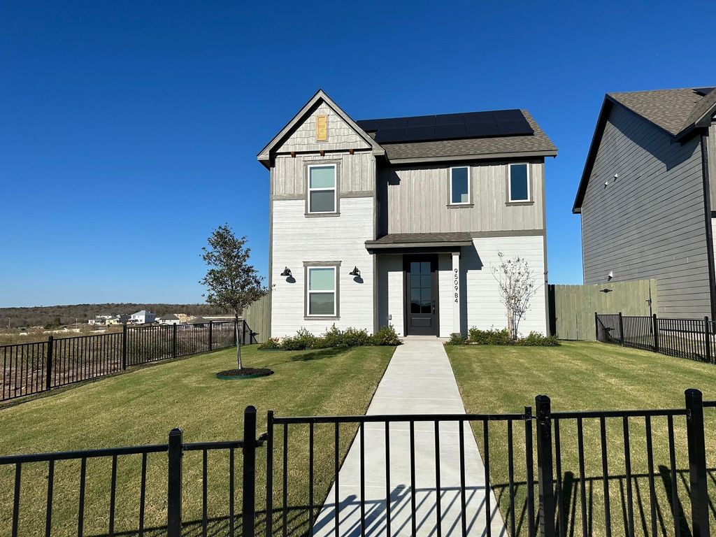 9509 Demure DR 4, Manor, TX 78653