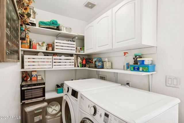 83 N AMBER Court, Chandler, AZ 85225