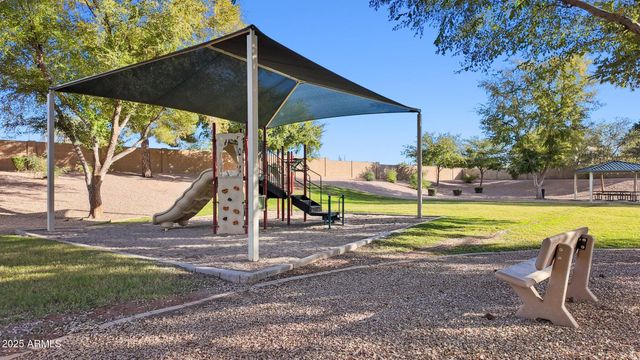 83 N AMBER Court, Chandler, AZ 85225