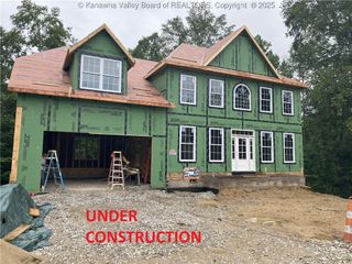 4214 Fairway CX, South Charleston, WV 25309