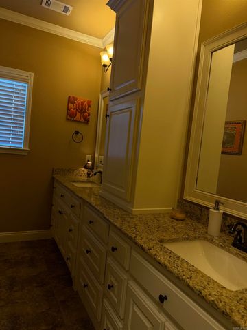 3702 Buckskin Road, Benton, AR 72015