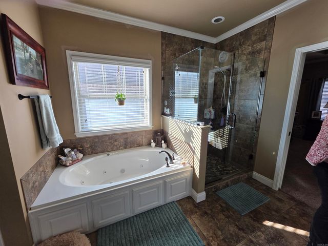 3702 Buckskin Road, Benton, AR 72015