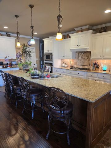 3702 Buckskin Road, Benton, AR 72015