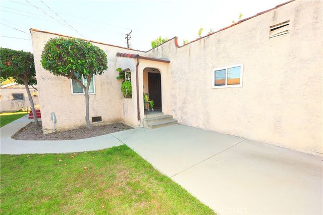 3738 E 55th Street, Maywood, CA 90270