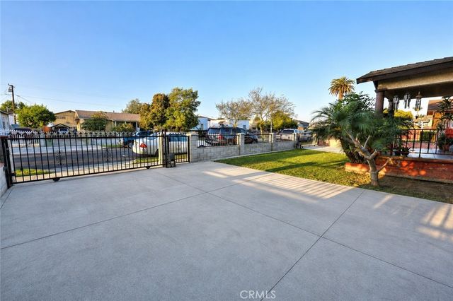 3738 E 55th Street, Maywood, CA 90270