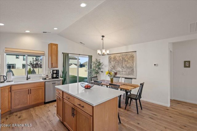 10101 N Belgrave Loop, Hayden, ID 83835