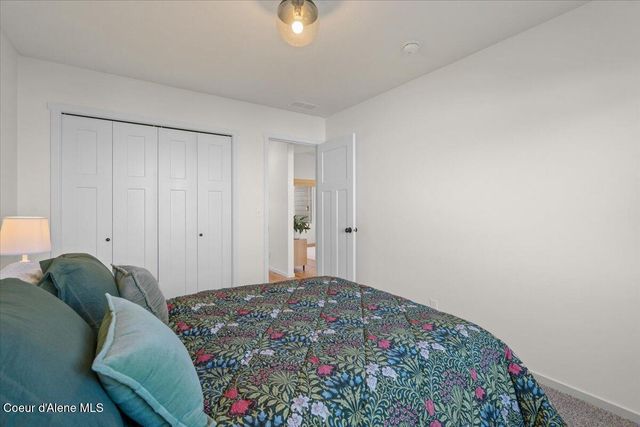 10101 N Belgrave Loop, Hayden, ID 83835