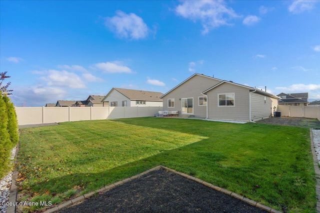 10101 N Belgrave Loop, Hayden, ID 83835