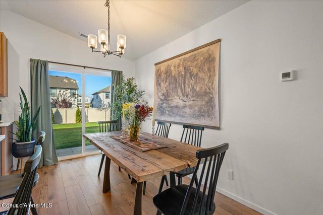 10101 N Belgrave Loop, Hayden, ID 83835