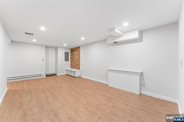 8 Brook Way, Demarest, NJ 07627