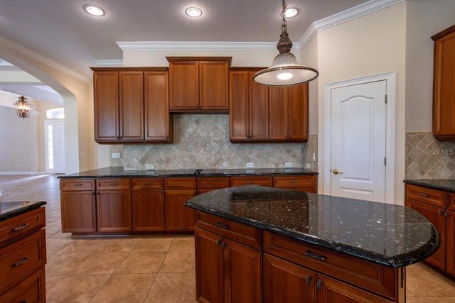 25609 HAWKS RUN LANE, Sorrento, FL 32776