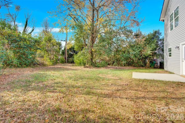 2833 Southwest Boulevard, Charlotte, NC 28216