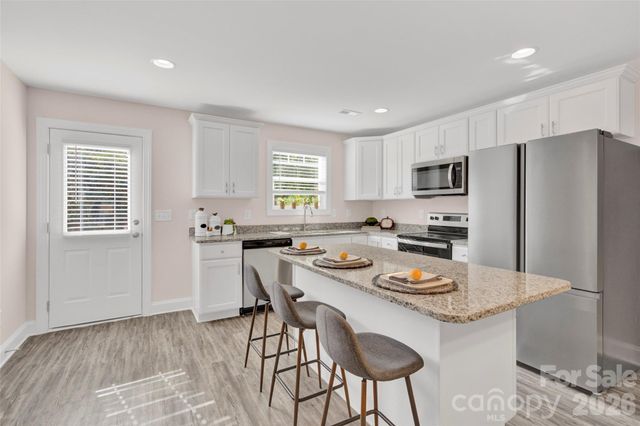 2833 Southwest Boulevard, Charlotte, NC 28216