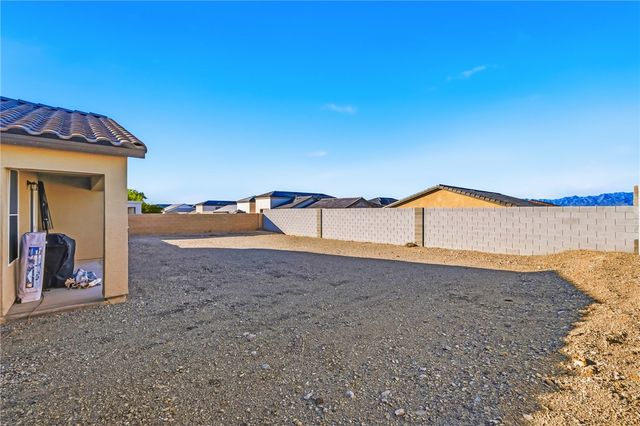 5665 S Quarry Avenue, Fort Mohave, AZ 86426