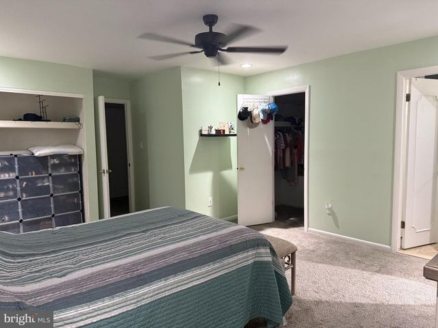 209 FARLEIGH COURT, Langhorne, PA 19047