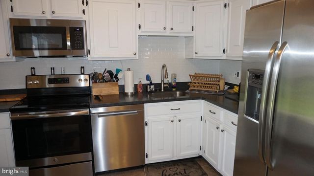 209 FARLEIGH COURT, Langhorne, PA 19047