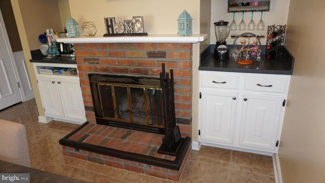 209 FARLEIGH COURT, Langhorne, PA 19047