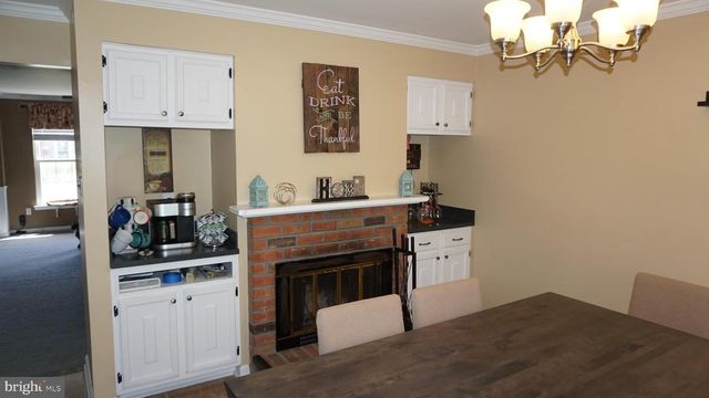 209 FARLEIGH COURT, Langhorne, PA 19047