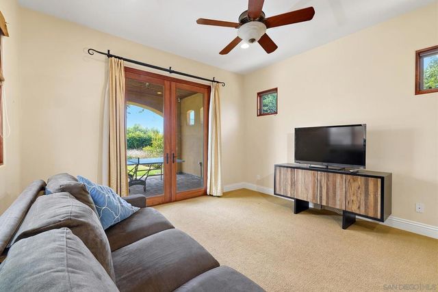 645 N. Rios, Solana Beach, CA 92075