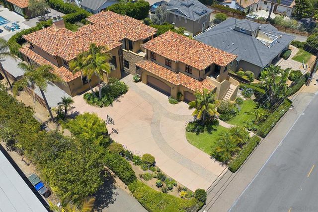 645 N. Rios, Solana Beach, CA 92075