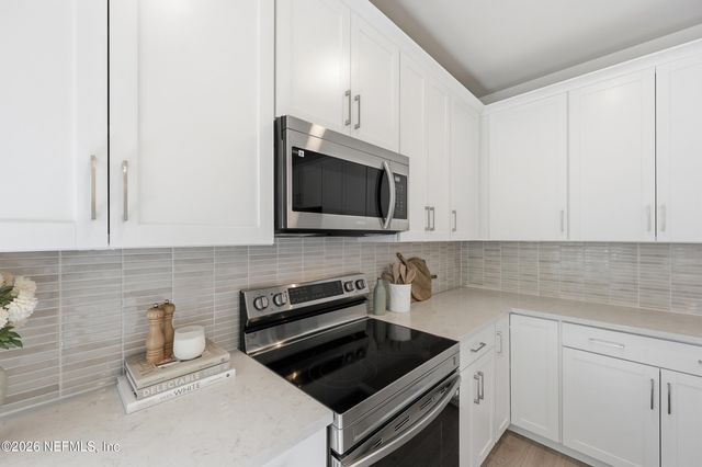 88 LARAMIE Drive, Palm Coast, FL 32137