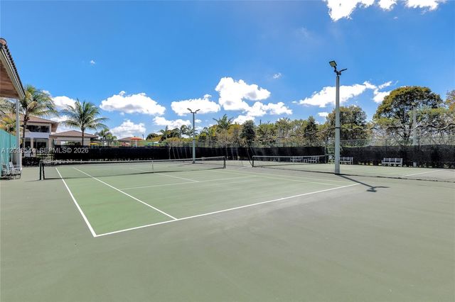 7925 NW 104th Avenue 28, Doral, FL 33178