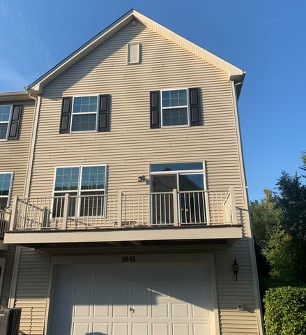 1641 Deer Pointe Drive, South Elgin, IL 60177