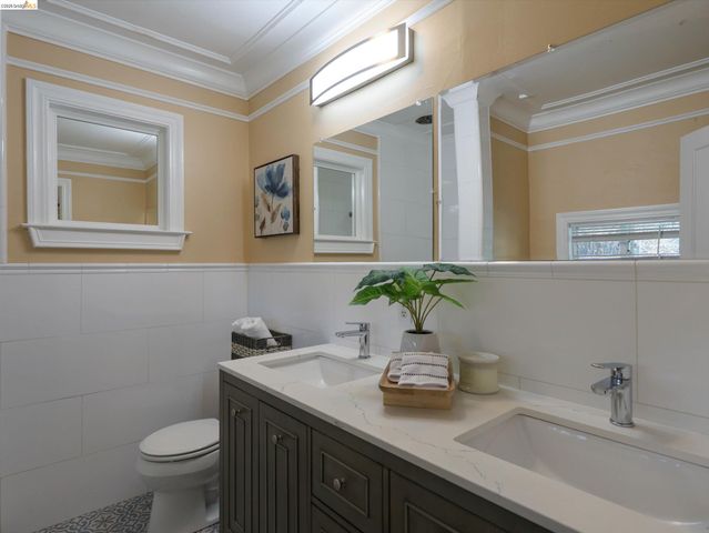 1134 Lovell Ct, Concord, CA 94520